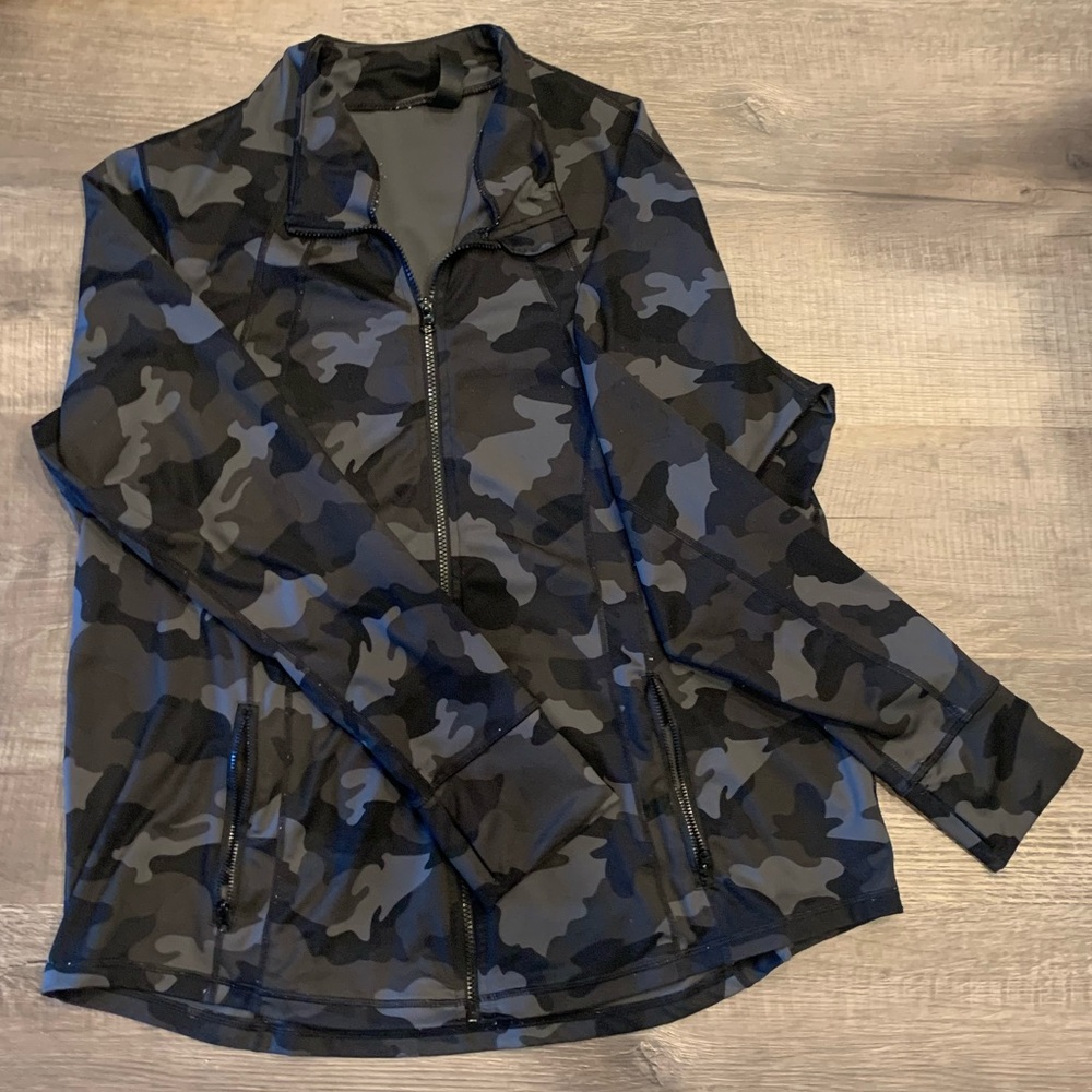Athletic jacket